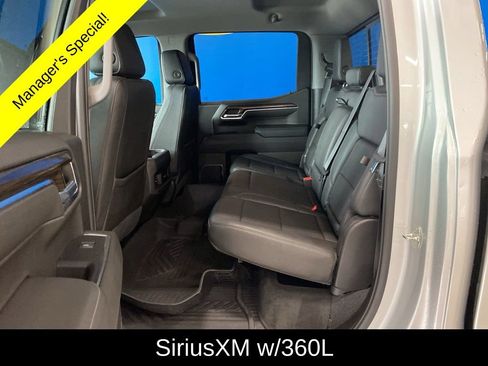 Used 2022 Chevrolet Silverado 1500 LT Trail Boss w/ LT Trail Boss Premium Package AWD/4WD image 12