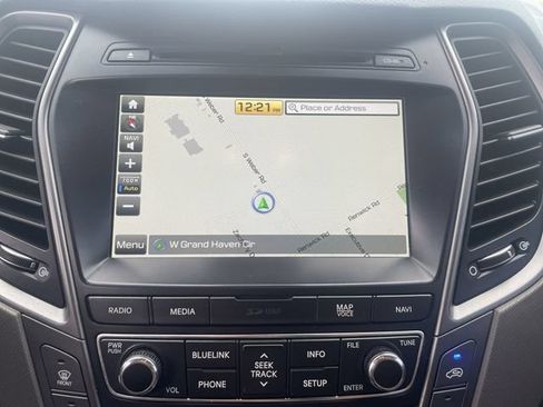 Used 2018 Hyundai Santa Fe Limited AWD/4WD image 24