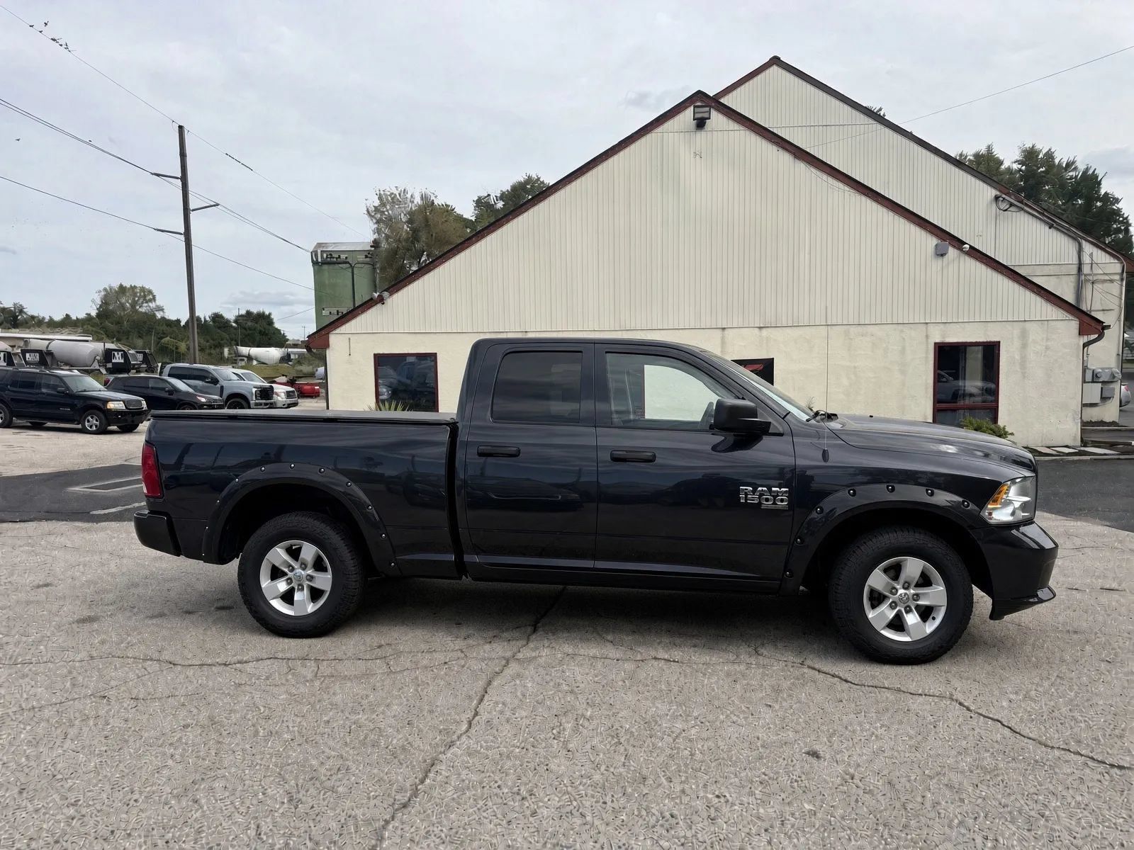 Used 2019 RAM 1500 Express AWD/4WD image 4