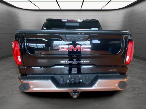Used 2019 GMC Sierra 1500 SLT w/ SLT Premium Plus Package image 4