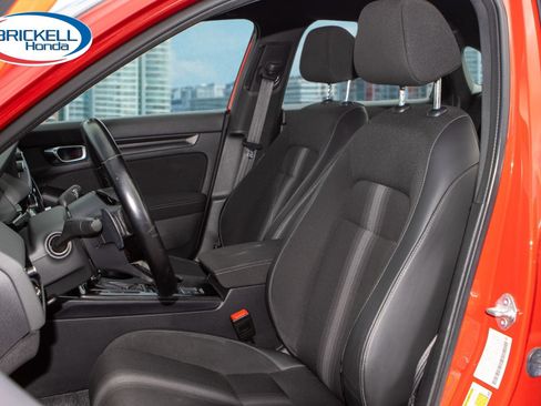 Used 2023 Honda Civic Sport image 17