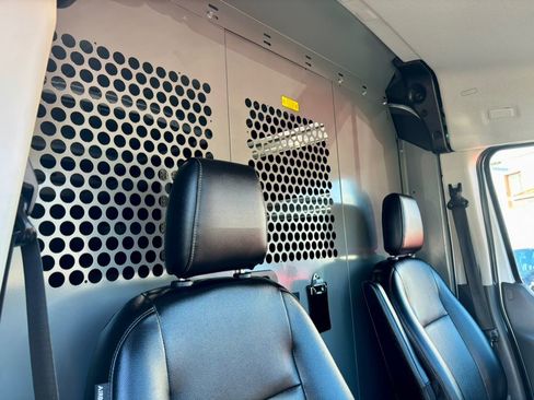 Used 2021 Ford Transit 250 Medium Roof w/ Load Area Protection Package image 15