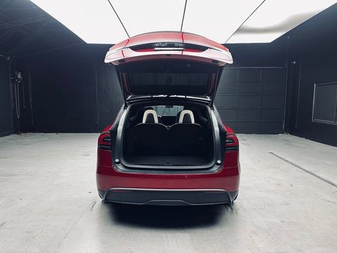 Used 2023 Tesla Model X AWD/4WD image 42