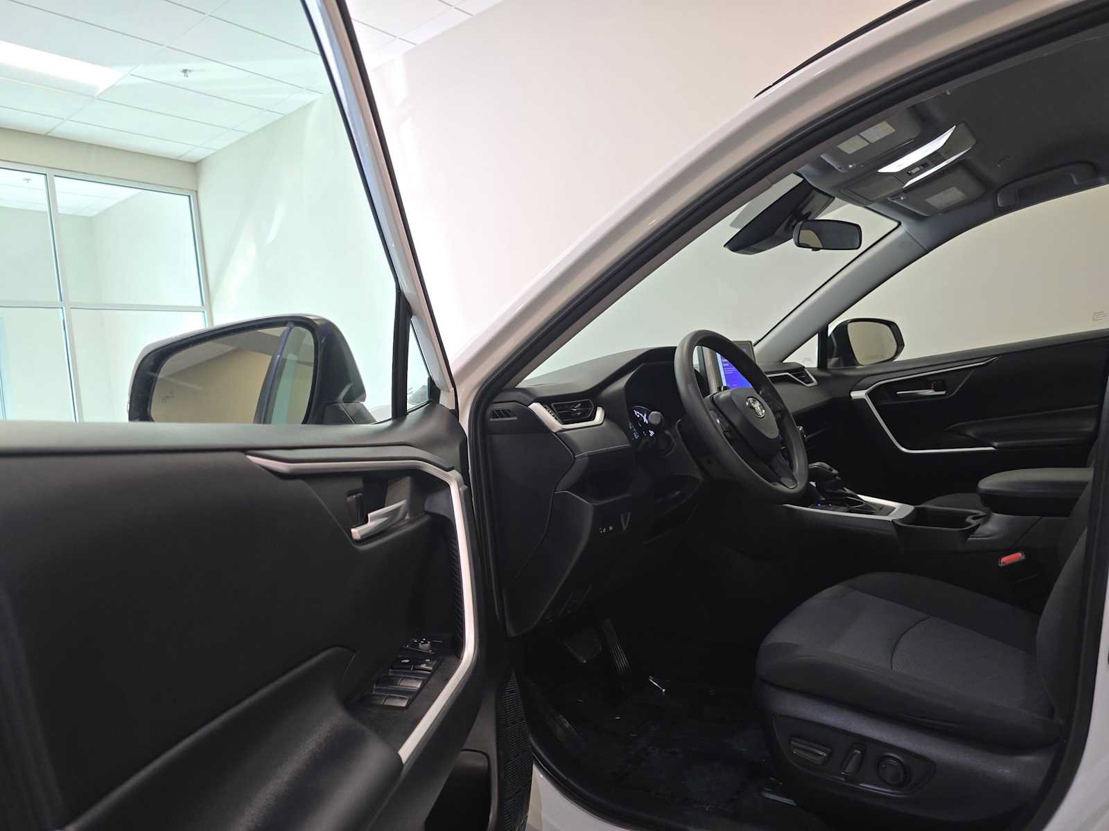 Certified 2024 Toyota RAV4 XLE AWD/4WD image 22