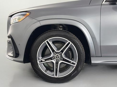 Certified 2025 Mercedes-Benz GLS 450 4MATIC w/ AMG Line Exterior image 12