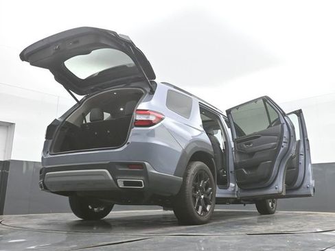 Used 2025 Honda Pilot Touring image 55