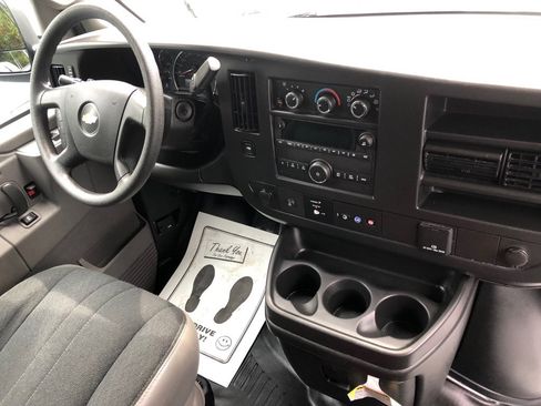 Used 2025 Chevrolet Express 2500 w/ Driver Convenience Package RWD image 24
