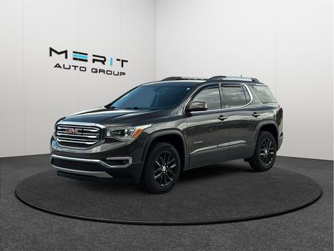 Used 2019 GMC Acadia SLT FWD image 4