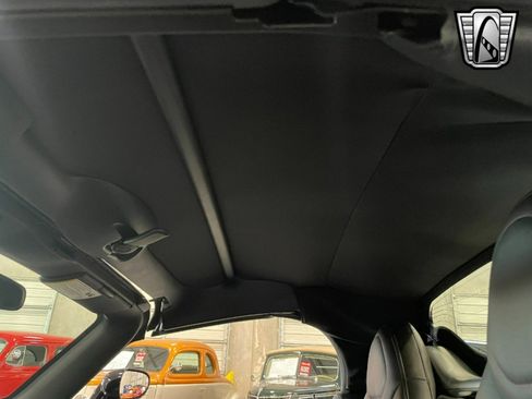 Used 2007 Pontiac Solstice GXP w/ Premium Package image 14