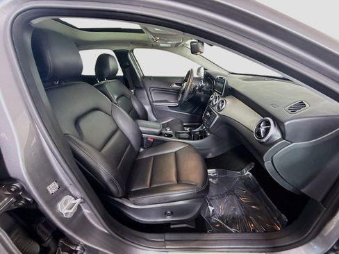 Used 2015 Mercedes-Benz GLA 250 image 29