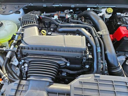 New 2025 Ford Maverick XLT w/ 4K Tow Package image 16