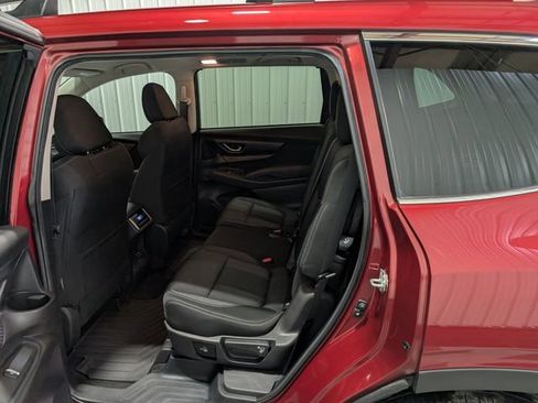 Used 2023 Subaru Ascent Premium w/ Convenience Package AWD/4WD image 9