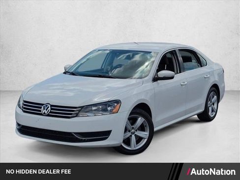 Used 2013 Volkswagen Passat 2.5 SE FWD image 1