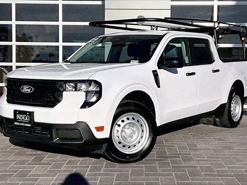 Used 2025 Ford Maverick XLT w/ Equipment Group 302A image 1