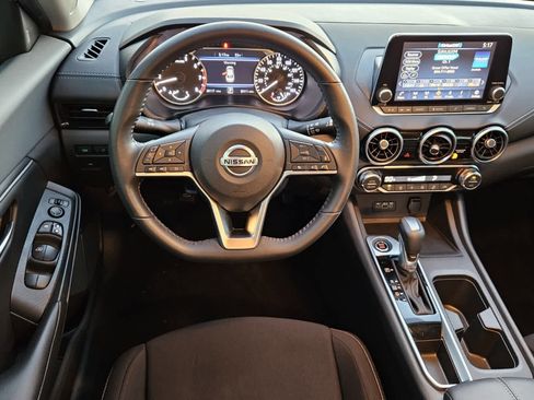 Used 2021 Nissan Sentra SV image 5