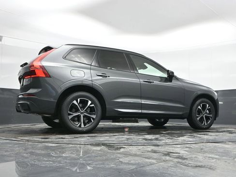 New 2026 Volvo XC60 B5 Core w/ Protection Package Premier image 39