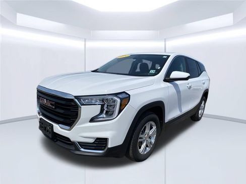 Used 2024 GMC Terrain SLE AWD/4WD image 10