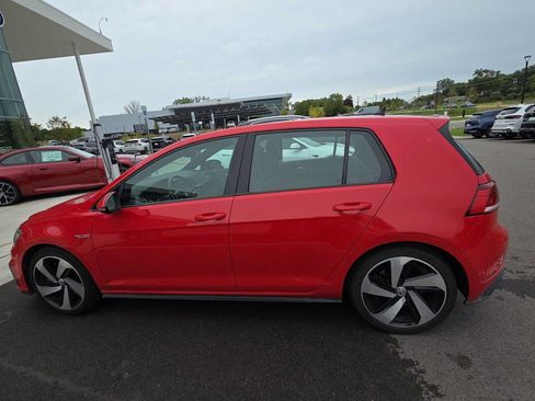 Used 2019 Volkswagen GTI SE FWD image 8