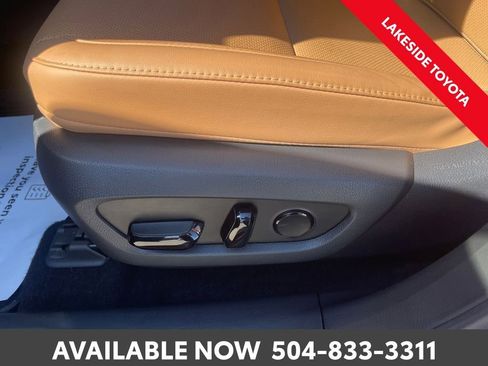 Used 2023 Lexus RX 350 Premium image 25