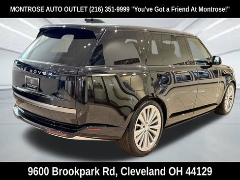 New 2025 Land Rover Range Rover Long Wheelbase SE AWD/4WD image 5