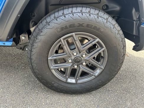 New 2025 Jeep Wrangler Sport S image 19