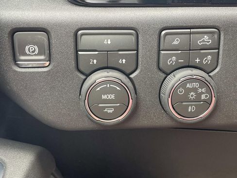 New 2026 Chevrolet Silverado 2500 LT w/ Trail Boss Package image 30