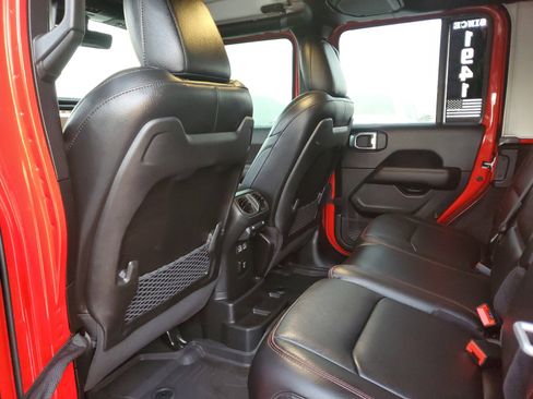 Certified 2022 Jeep Wrangler Unlimited Rubicon w/ LED Lighting Group image 7