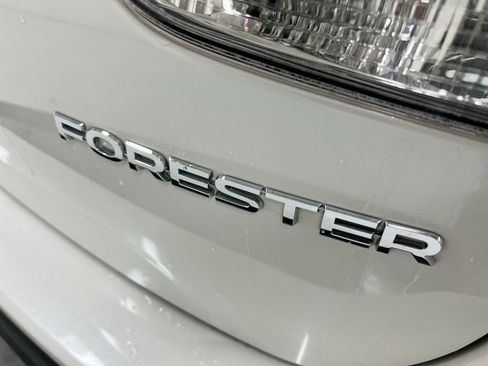 Used 2024 Subaru Forester Premium AWD/4WD image 26