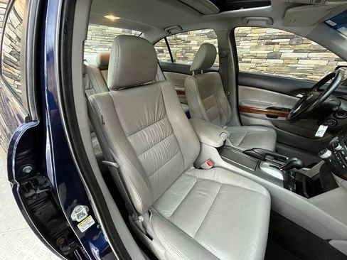 Used 2011 Honda Accord EX-L image 37