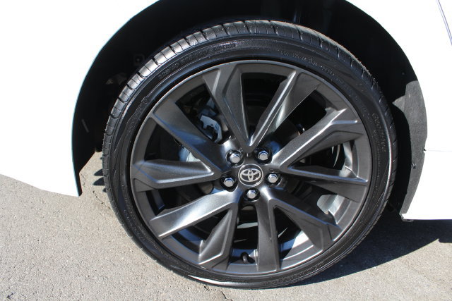 Certified 2024 Toyota Corolla SE w/ SE Package FWD image 11