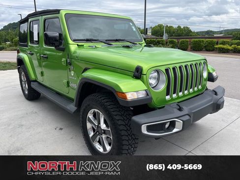 Used 2018 Jeep Wrangler Unlimited Sahara AWD/4WD image 29
