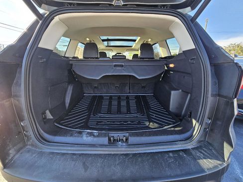 Used 2019 Ford Escape Titanium image 30