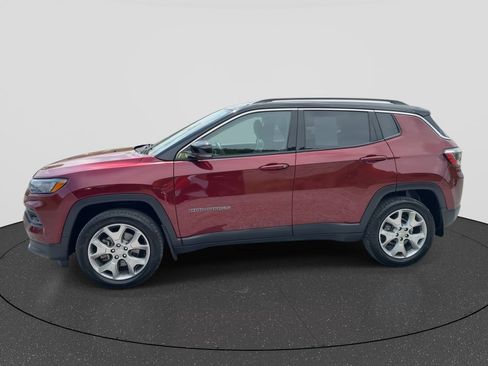 Used 2022 Jeep Compass Limited AWD/4WD image 5