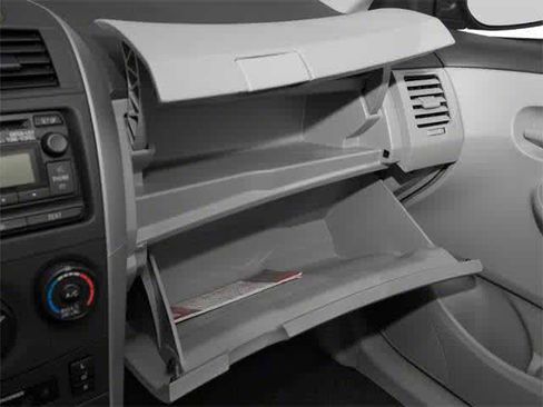 Used 2013 Toyota Corolla L image 11