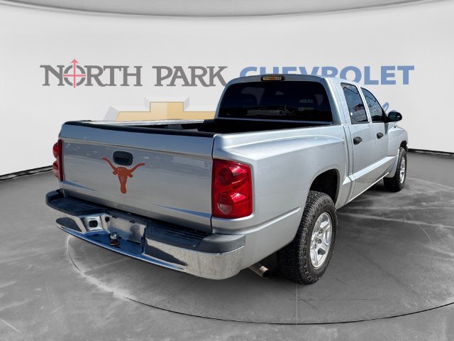 Used 2006 Dodge Dakota SLT RWD image 3