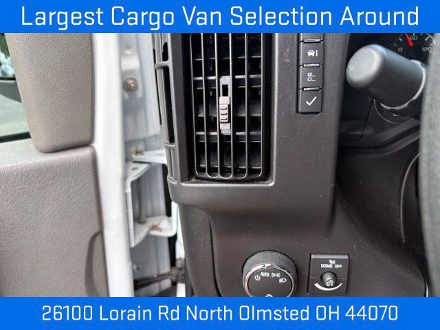 Used 2025 Chevrolet Express 2500 w/ Driver Convenience Package RWD image 30