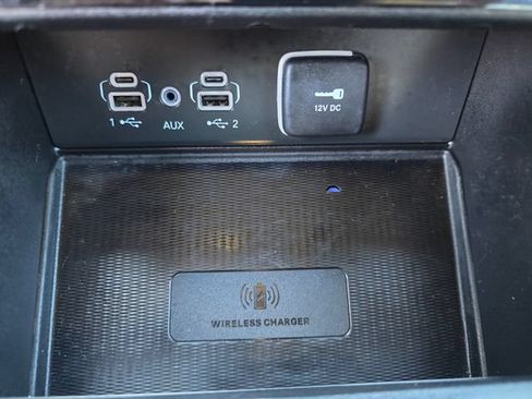 Certified 2023 Jeep Grand Cherokee L Limited w/ Luxury Tech Group II RWD image 15