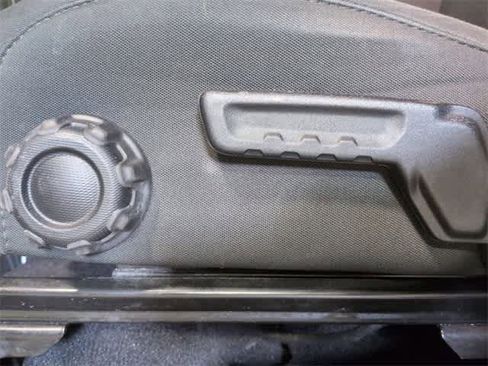 Used 2021 Jeep Wrangler Unlimited Rubicon 4xe w/ Advanced Safety Group image 17