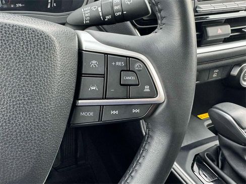 Used 2024 Toyota Grand Highlander XLE image 25