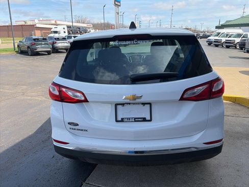 Used 2018 Chevrolet Equinox LS image 7
