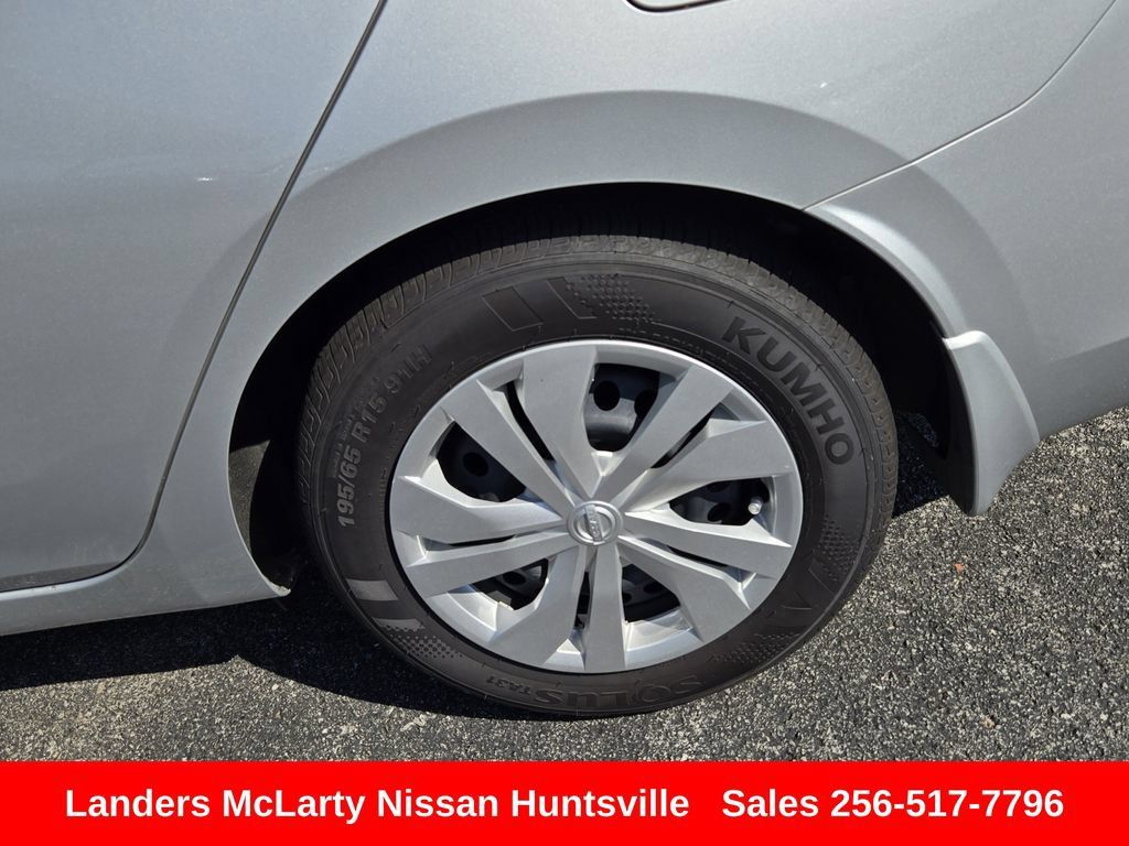 Used 2025 Nissan Versa S w/ Trunk Package FWD image 12