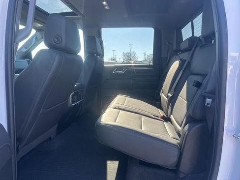 Certified 2025 Chevrolet Silverado 2500 LTZ w/ LTZ Premium Package image 28