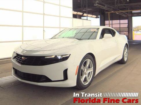 Used 2023 Chevrolet Camaro LT RWD image 1