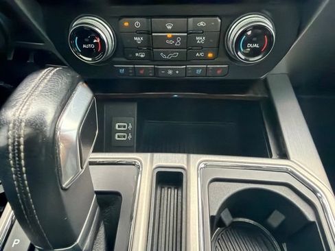 Used 2017 Ford F150 Platinum AWD/4WD image 36