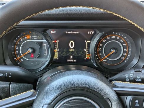 Certified 2024 Jeep Wrangler Unlimited Sport AWD/4WD image 25