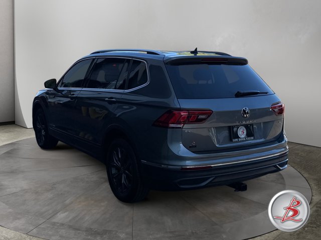 Used 2022 Volkswagen Tiguan SE AWD/4WD image 5