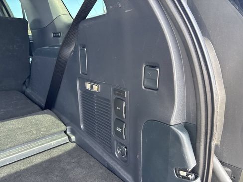 Used 2025 Ford Expedition Tremor AWD/4WD image 42