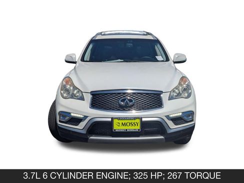 Used 2017 INFINITI QX50 2WD w/ Technology Package image 4