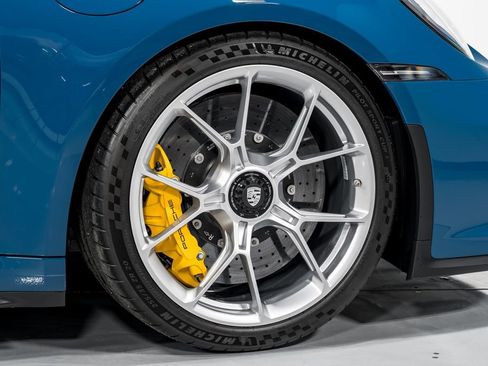 Used 2022 Porsche 911 GT3 RWD image 46