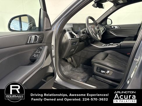 Used 2025 BMW X5 xDrive40i image 5